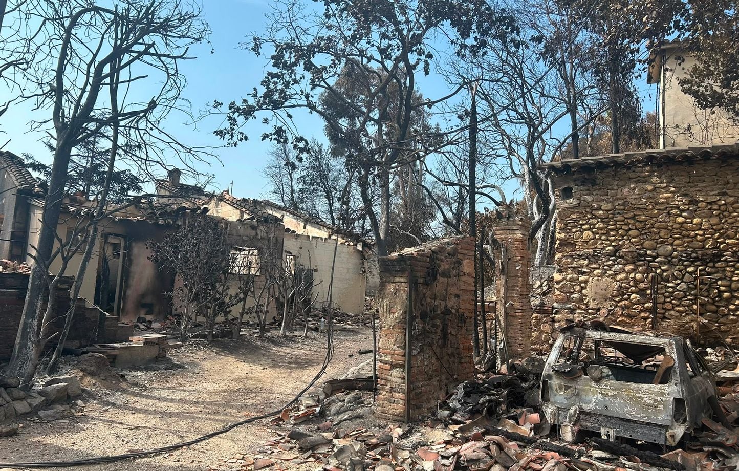 “Ya había llorado mi casa”… En los Pirineos Orientales, el crudo trauma de los evacuados “Ya había llorado mi casa”… En los Pirineos Orientales, el crudo trauma de los evacuados